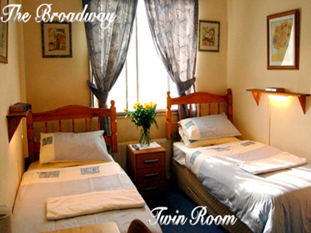 Broadway Lodge Bed And Breakfast Surbiton Quarto foto